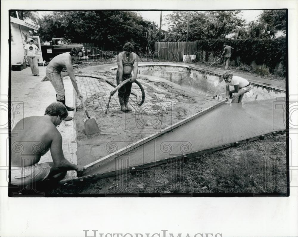 1980 Press Photo Bert Williams, Mrs Wenner, son Steve, Bob Bielicki, R Jones - Historic Images