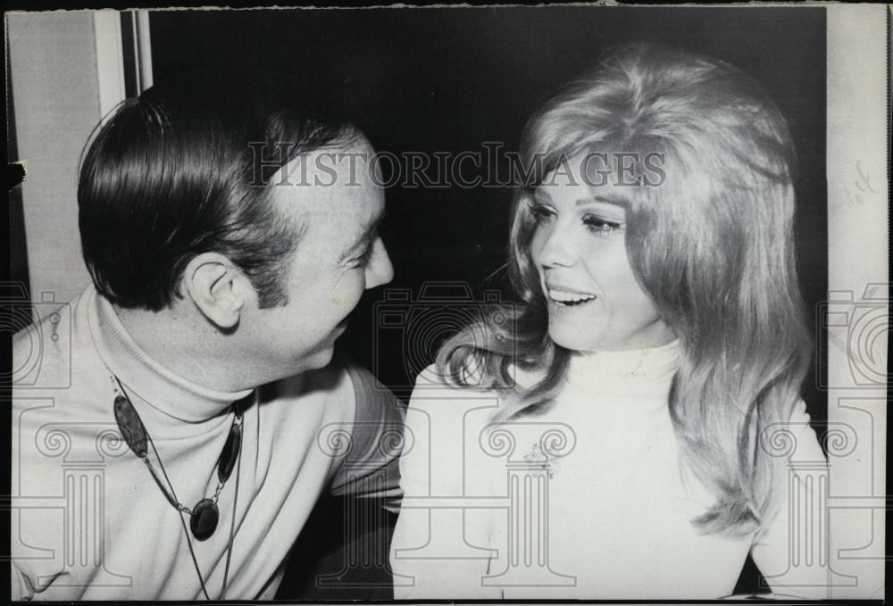 1968 Press Photo Nancy Sinatra daughter of Frank Sinatra and Producer Jack - Historic Images