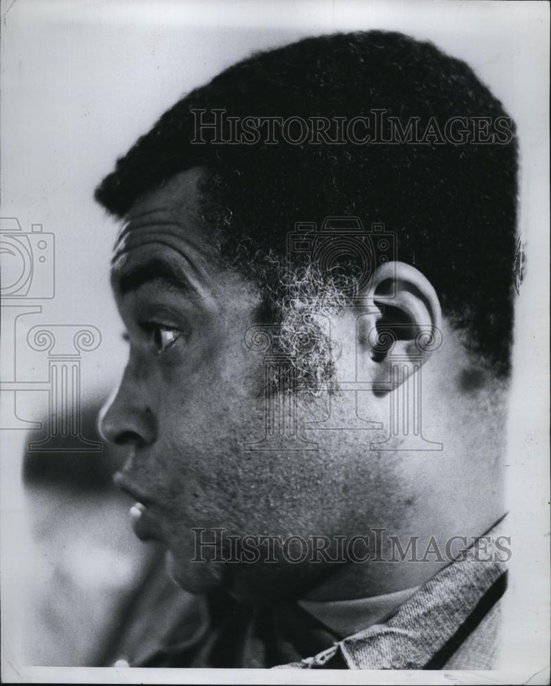 1977 Press Photo Actor Movie Star James Earl Jones - RSL83253 - Historic Images