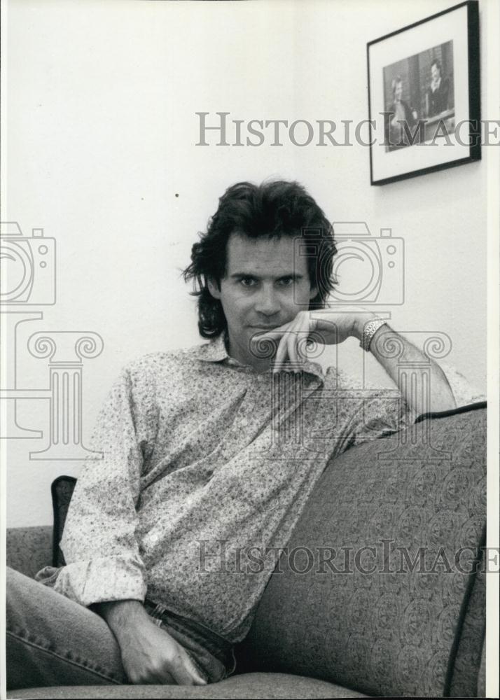 1992 Press Photo Comedian Dennis Miller - RSL60969 - Historic Images