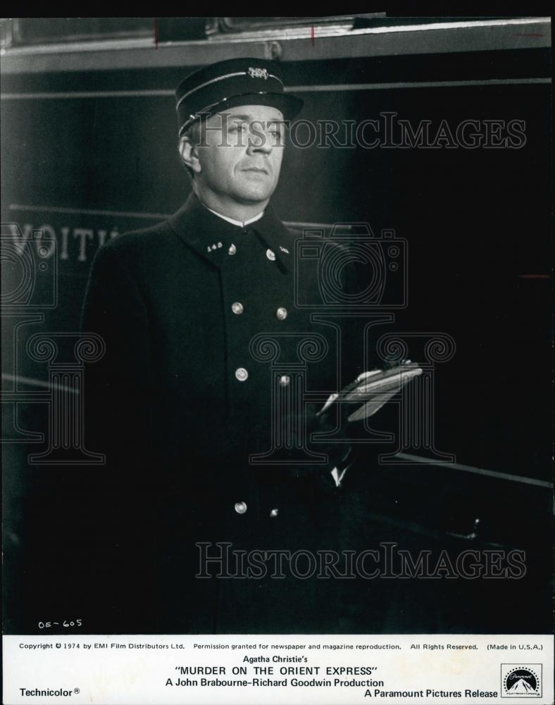 1974 Press Photo Actor Jean-Pierre Cassel In &quot;Murder On The Orient Express&quot; - Historic Images