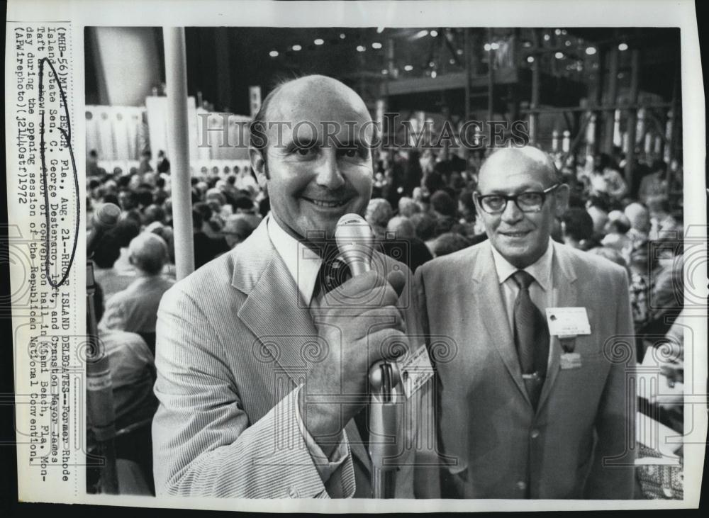 1972 Press Photo RI Sen George Destrano & Mayor James Taft at Rep Natl Conv - Historic Images