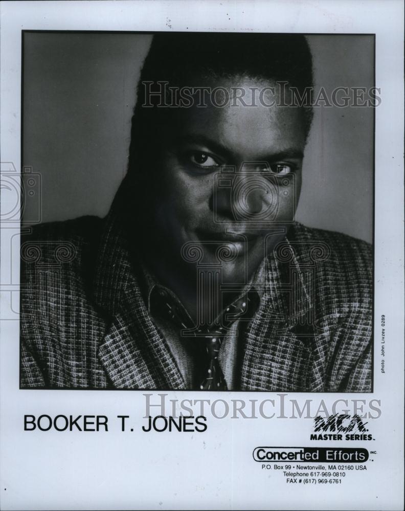 1993 Press Photo Popular Musician Booker T Jones - RSL84011 - Historic Images