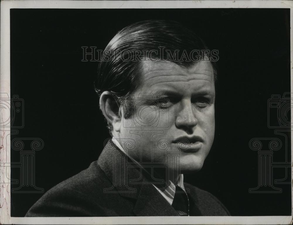 Press Photo Senator Edward Kennedy D-Mass on &quot;The Dick Cavett Show&quot; - RSL99957 - Historic Images