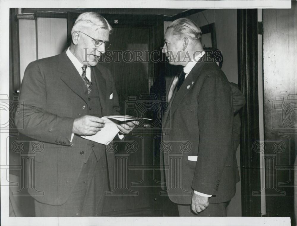 1948 Press Photo Newton Mayor Thomas Lockwood &amp; Mayor Mike Lavelle - RSL05935 - Historic Images