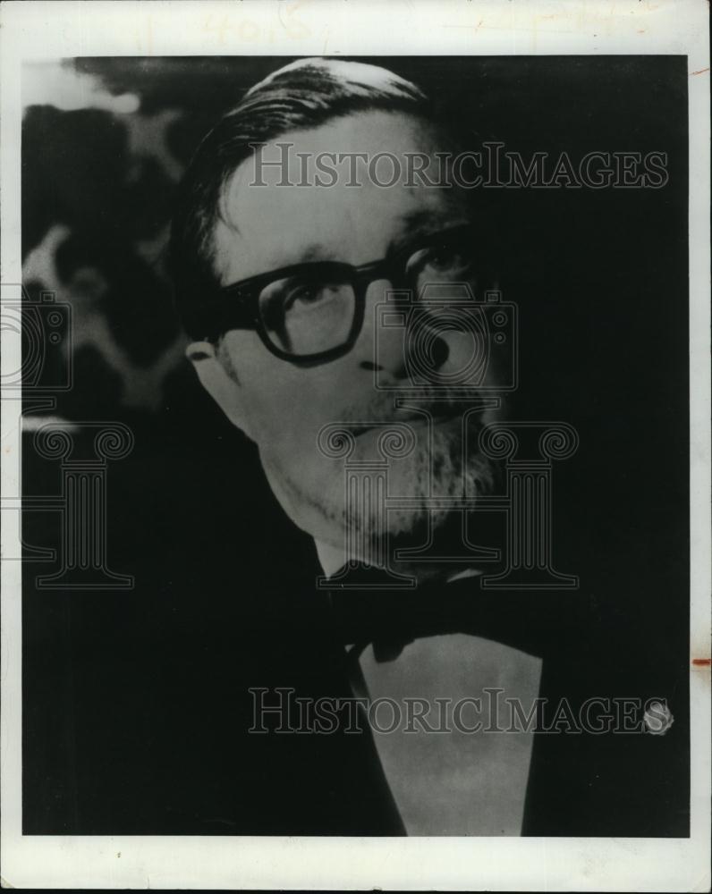 1975 Press Photo Micheal Barry Dr IQ Old Time Radio Star - RSL94127 - Historic Images