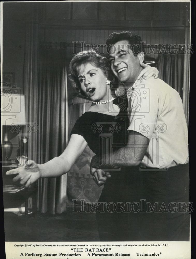 1960 Press Photo Debbie Reynolds Actress Singer Tony Curtis Rate Race Movie Film - Historic Images