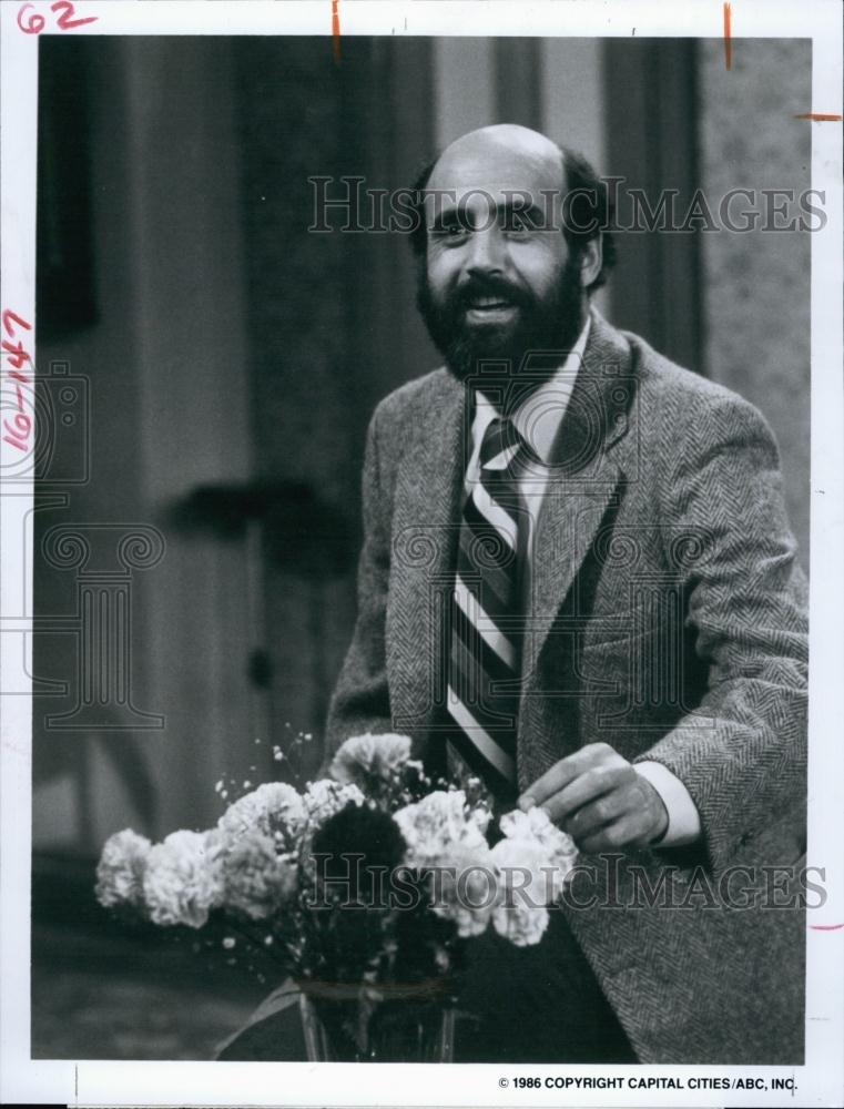 1986 Press Photo American Actor Jeffrey Tambor in &quot;Mr Sunshine&quot; - RSL60195 - Historic Images