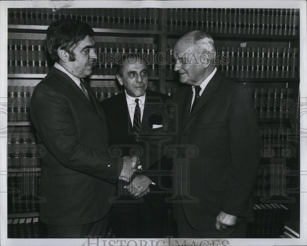 1970 Press Photo Justice John Varnum Spalding St Thomas Moore Award - RSL85997 - Historic Images