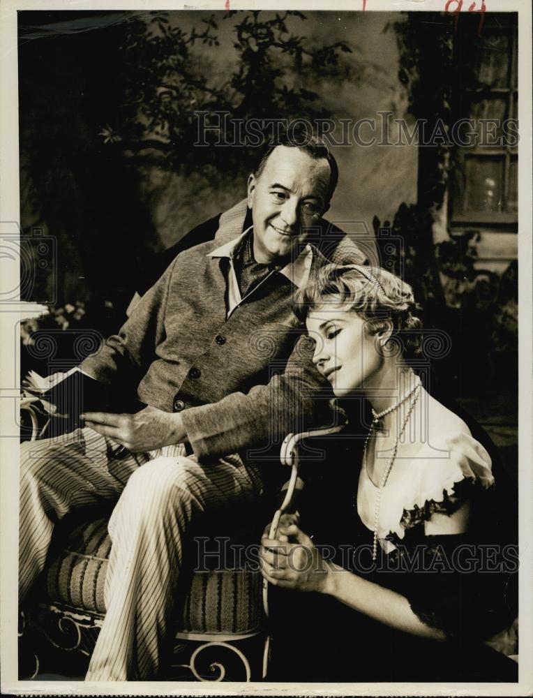 1962 Press Photo Maurice Evans &amp; Janice Rule In &quot;The Love Of Claire Ambler&quot; - Historic Images