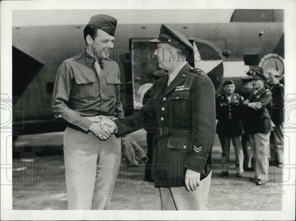 1943 Press Photo Senator Henry Cabot Lodge &amp; Major General Crawford - RSL06163 - Historic Images