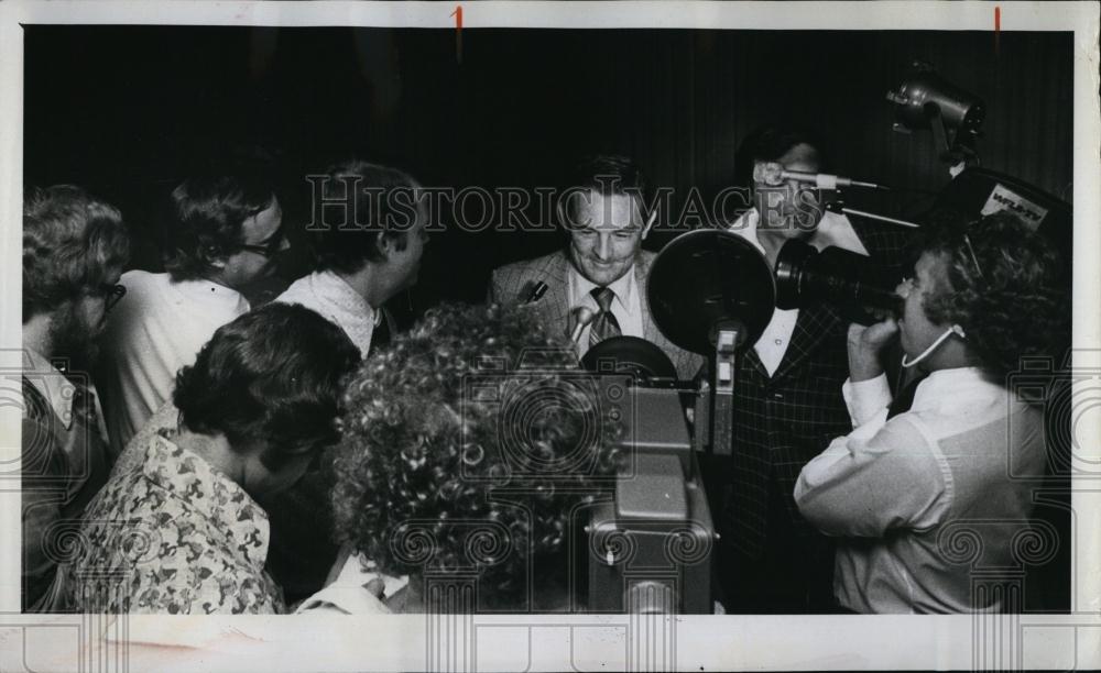 1976 Press Photo Max Battle, Former City Engineer in Clearwater - RSL98173 - Historic Images