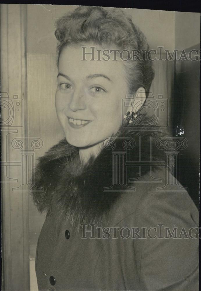 1957 Press Photo Annelease Silkowski arrested for passing bad checks - RSL03653 - Historic Images