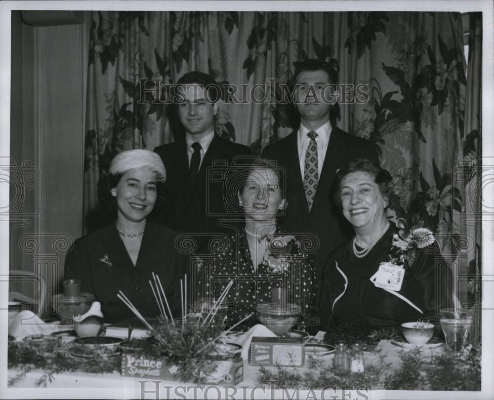 1957 Press Photo New England Chapter of American woman in Radio and Television - Historic Images