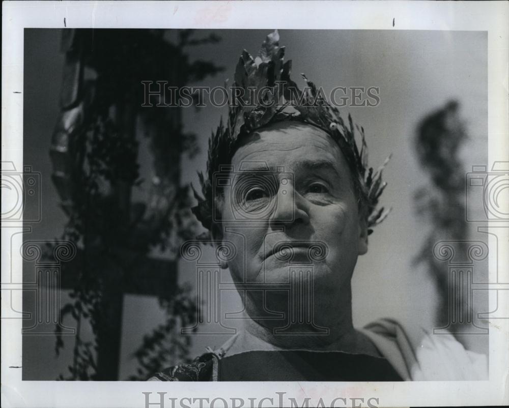 1966 Press Photo Barry Jones as Julius Caesar - RSL99383 - Historic Images