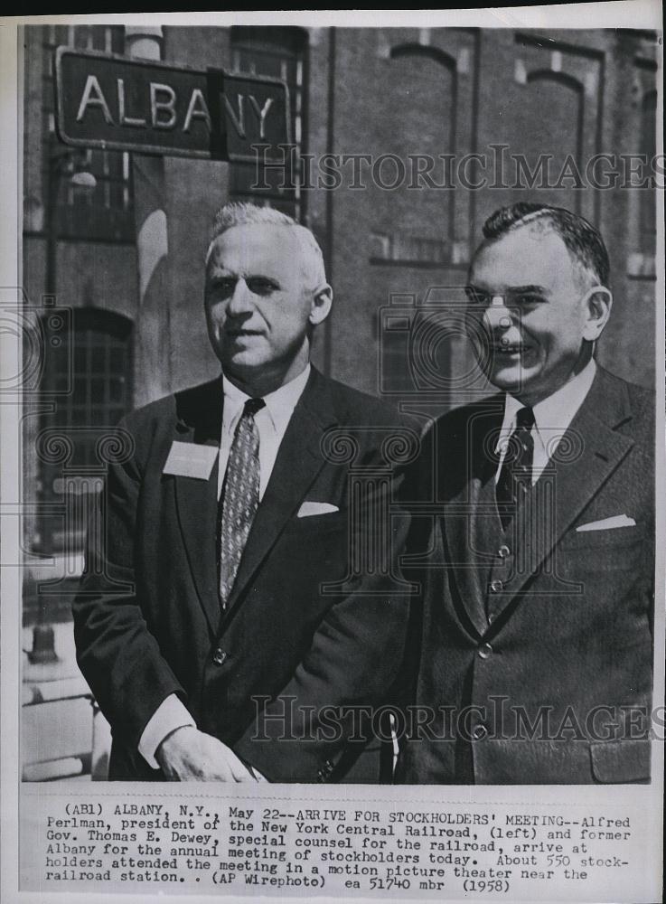 1958 Press Photo New York Central Railroad Pres Alfred Perlman &amp; Gov T Dewey - Historic Images