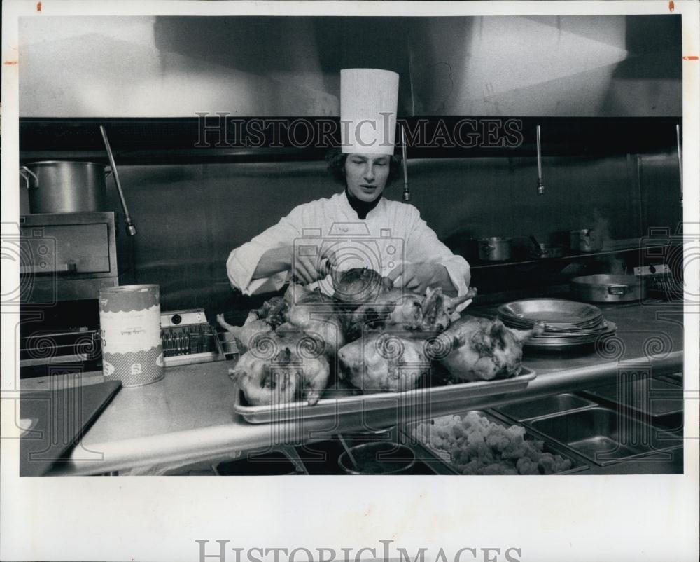 1974 Press Photo Thomas Mayo Jr ,chef at Treetop restaurant in Florida - Historic Images