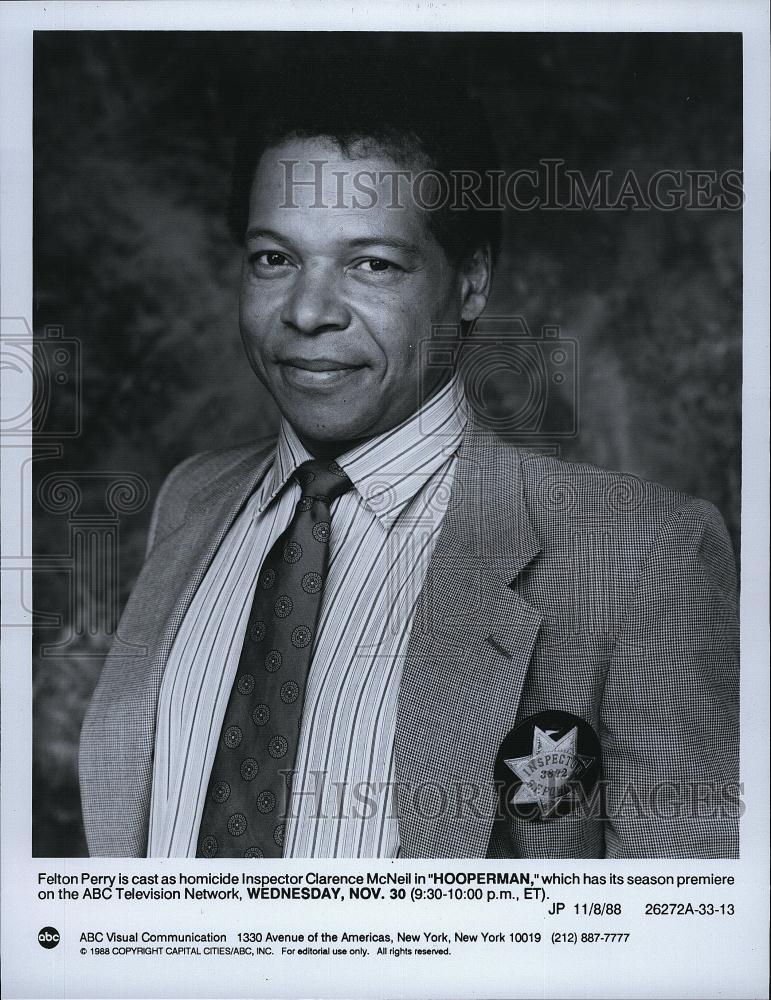 1988 Press Photo Felton Perry stars in &quot;Hooperman&quot; - RSL81907 - Historic Images