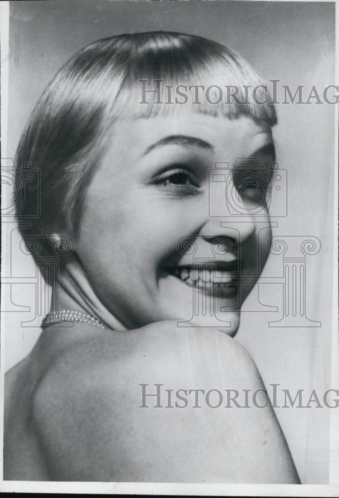 1956 Press Photo Singing Comedienne Jane Connell New Faces 1956 - RSL01459 - Historic Images