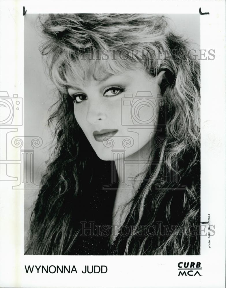 1992 Press Photo Popular Musician Singer Wynonna Judd - RSL60801 - Historic Images