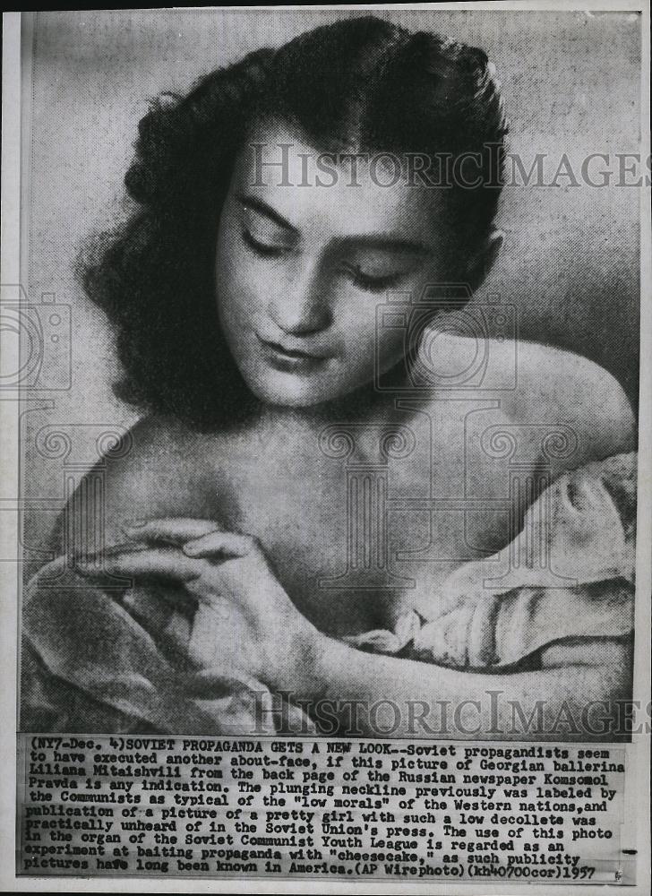 1957 Press Photo Ballerina Lilana Mitaishvili In Russian Newspaper - RSL82185 - Historic Images