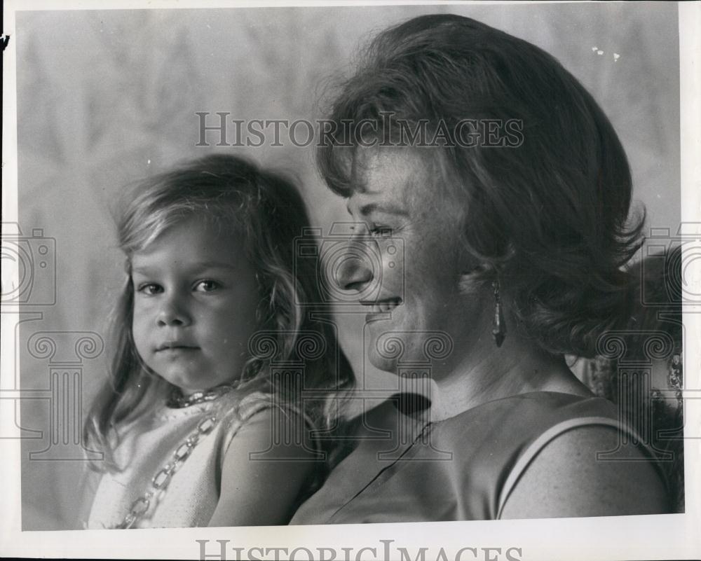 1967 Press Photo Isa Thomas Performance Artist Asolo Theater - RSL67799 - Historic Images