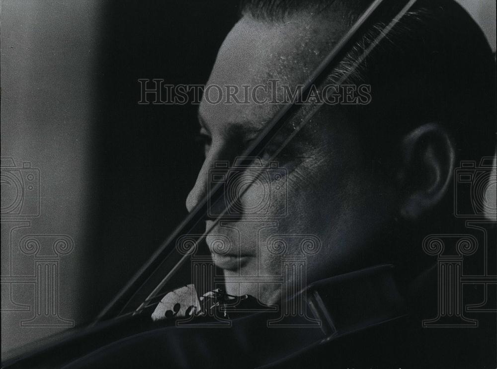 1972 Press Photo Isaac Stern Violinist Musician Recording Artist - RSL90953 - Historic Images