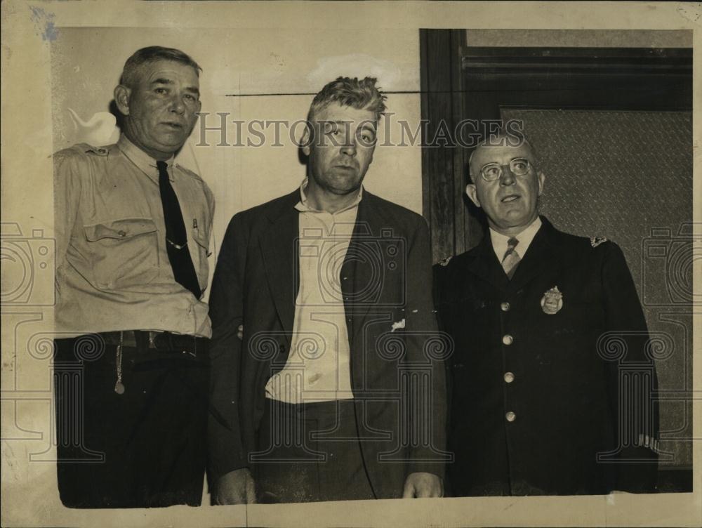 1943 Press Photo Quincy Man John Shand Arraigned In Slaying Of Wife - RSL39701 - Historic Images