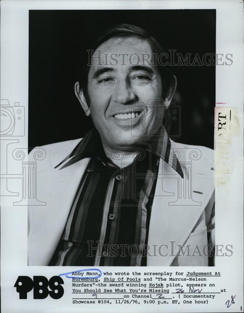 1976 Press Photo Abby Mann, &quot;Judgement At Nuremburg&quot;, &quot;Ship of Fools&quot;, &quot;Kojak&quot; - Historic Images