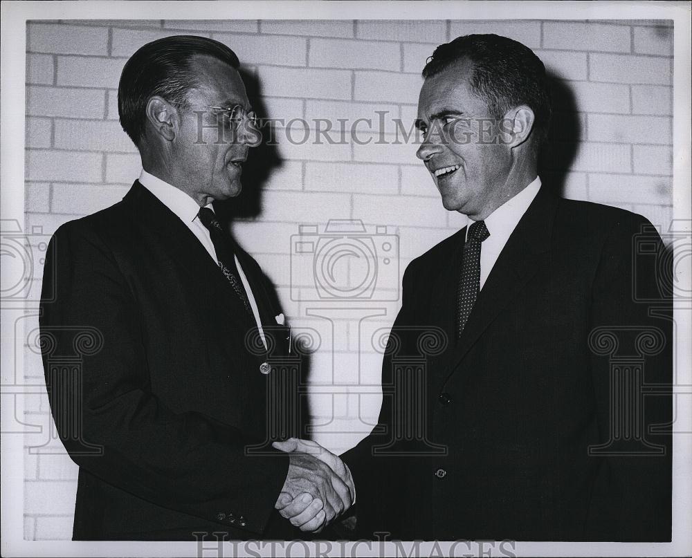 1959 Press Photo VP Richard Nixon &amp; Rev Dr Harold Ockenga - RSL85467 - Historic Images