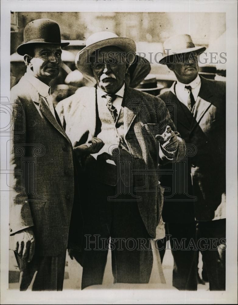 1960 Press Photo Gen Harrison Gray Otis, Publisher of New York Times - Historic Images