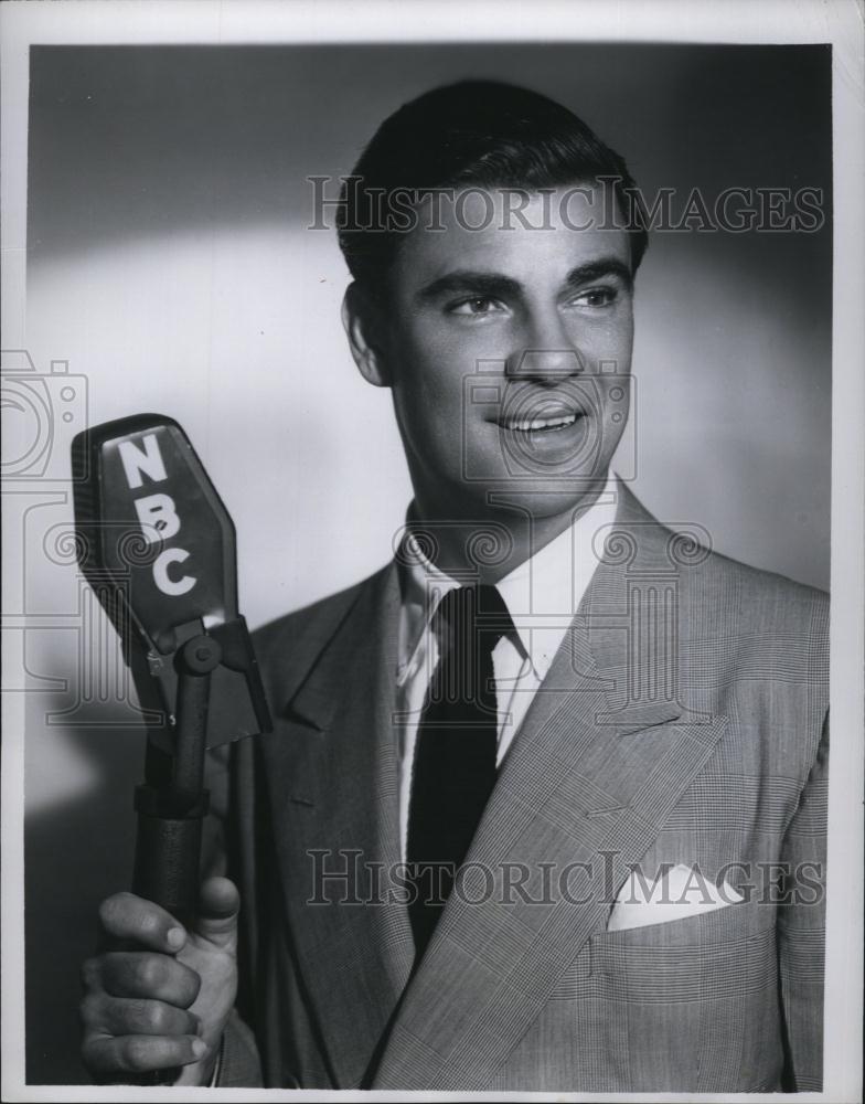 1949 Press Photo Emcee Bert Parks on &quot;Break the Bank&quot; - RSL78571 - Historic Images