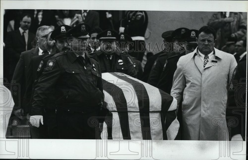 1991 Press Photo Braintree Policeman Lieutenant Gregory Principe Funeral - Historic Images