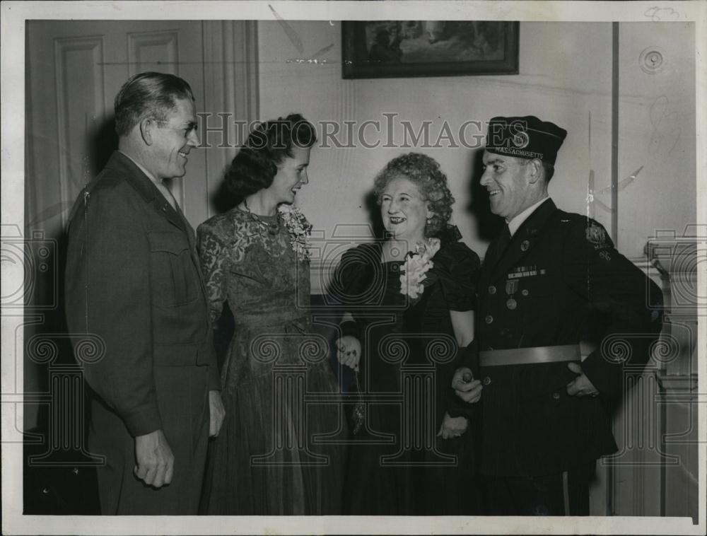 1947 Press Photo Comrades John A Morrissey and John Carney Attend Dance - Historic Images