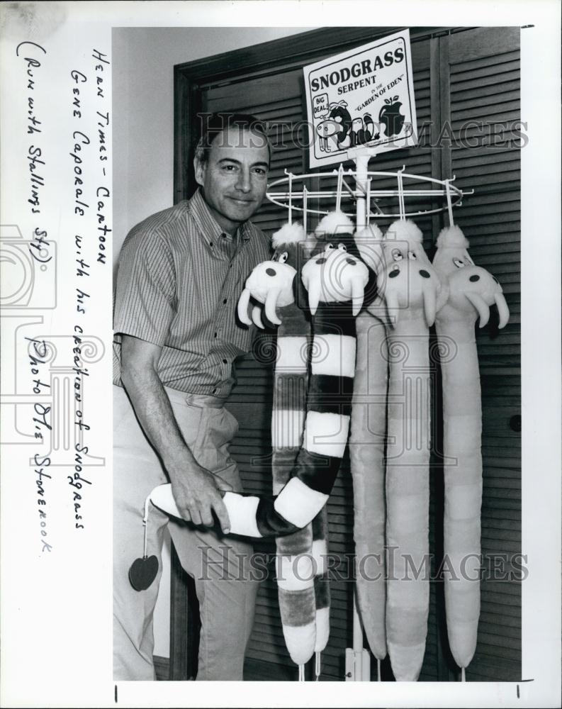 1987 Press Photo Gene Caporale Snodgrass Toys Business Owner - RSL62707 - Historic Images