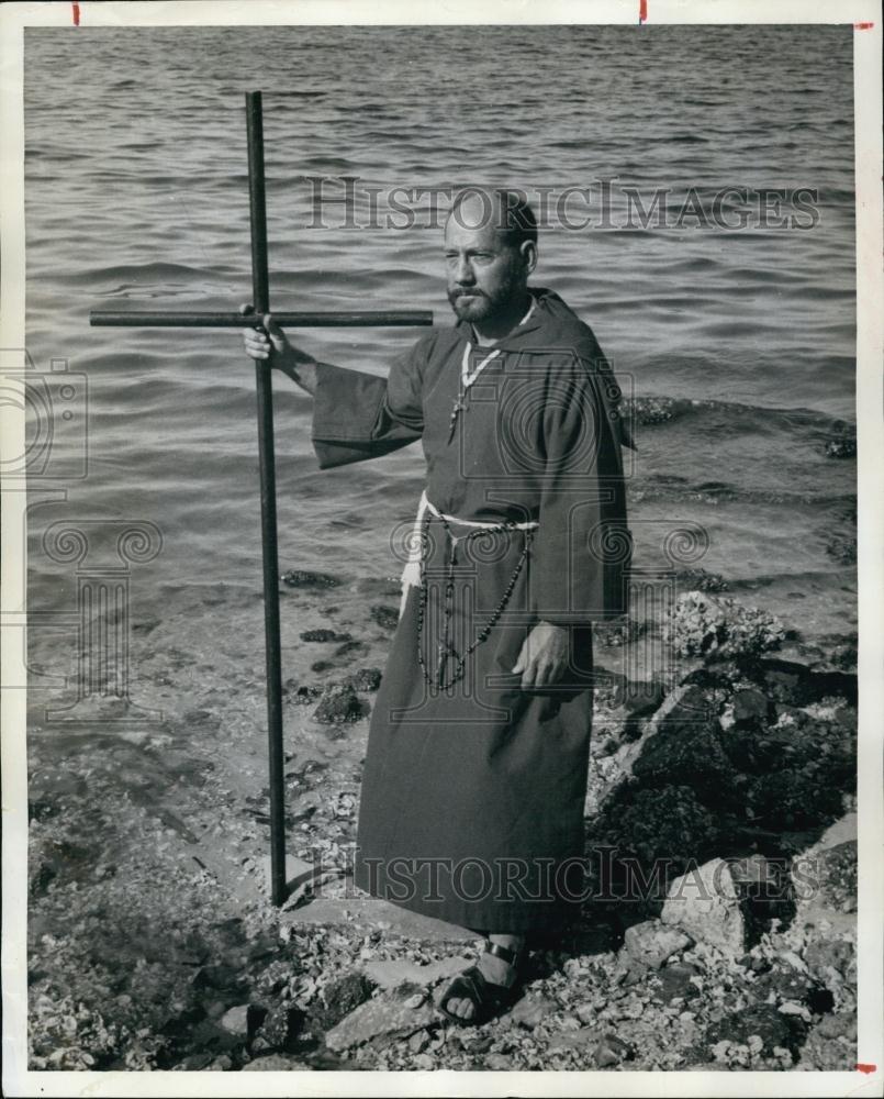 1974 Press Photo Jerome Davis portraed Padre De Soto Celebration - RSL64481 - Historic Images