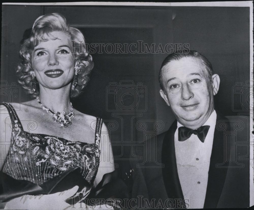 1961 Press Photo Billy Rose, Joyce Matthews - RSL88971 - Historic Images