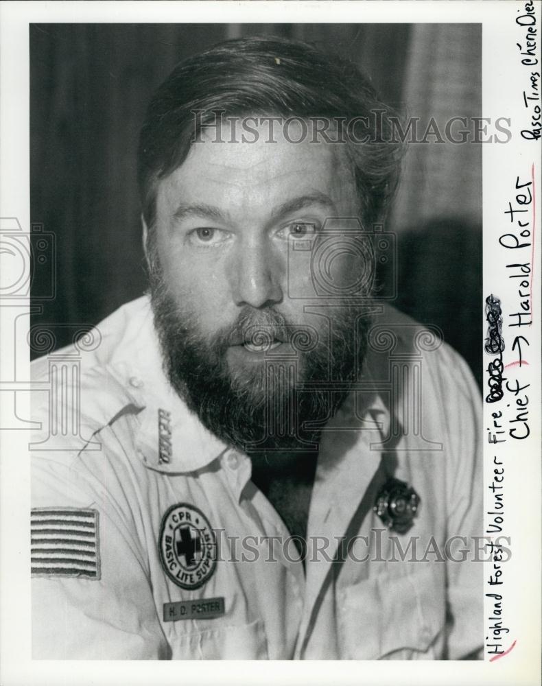 Press Photo Highland Forest Volunteer Chief Harold Porter - RSL64971 - Historic Images