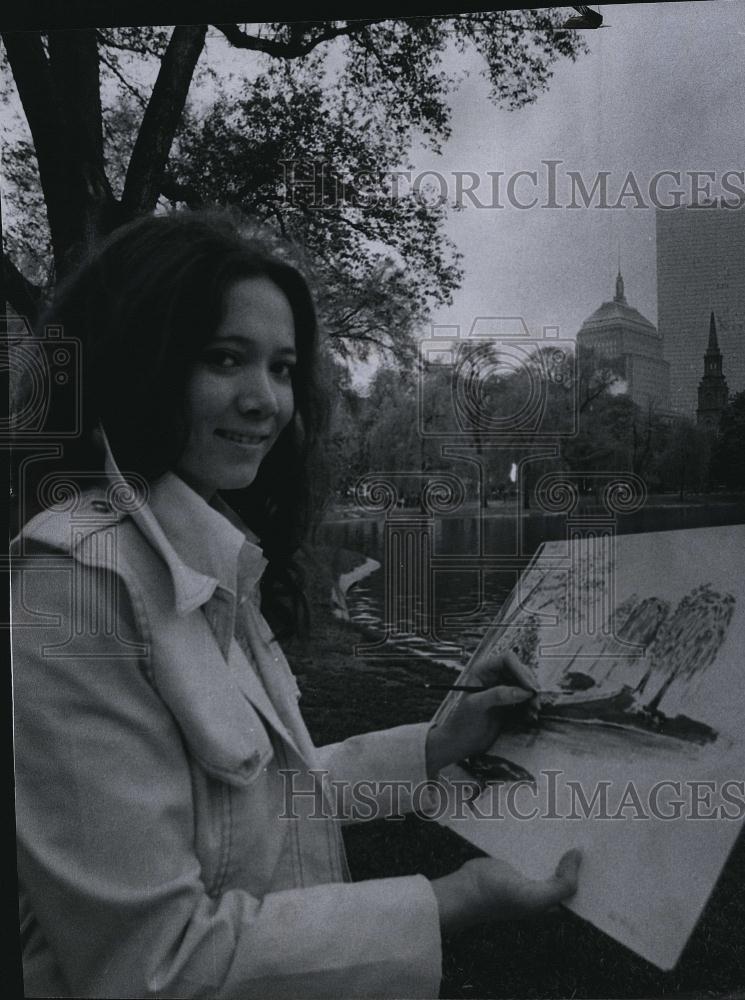 1973 Press Photo Sally Parkin Painting trees Artist - RSL78429 - Historic Images