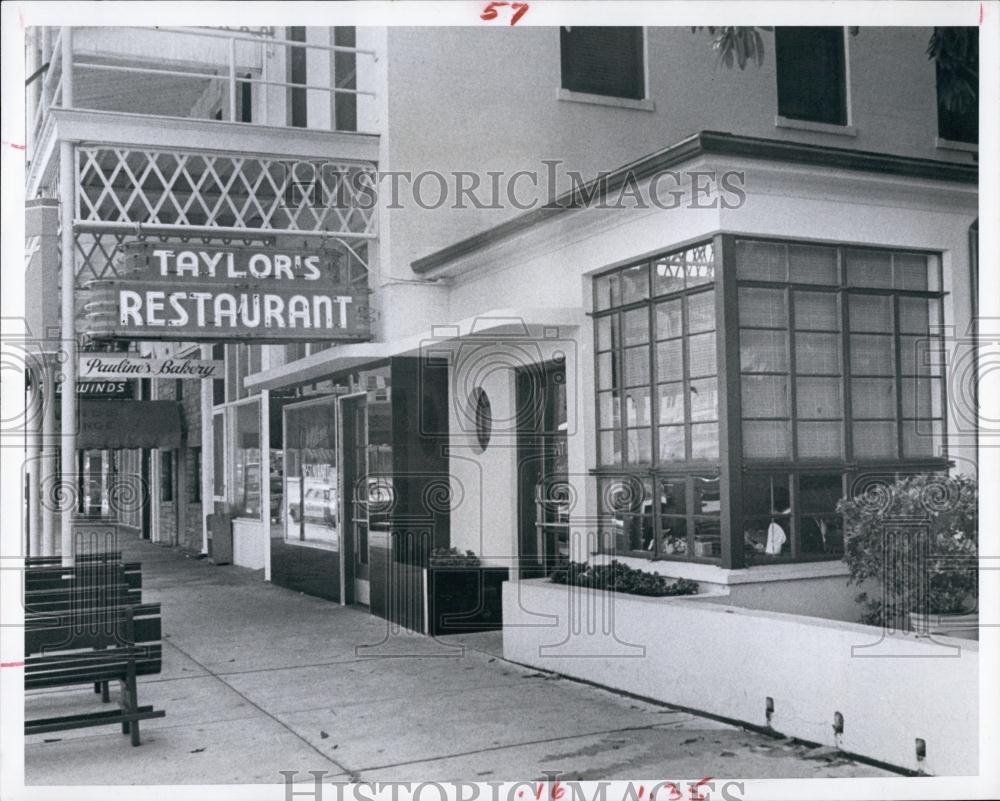 1966 Press Photo Taylor&#39;s Patio Restaurant in Detroit, Mich - RSL68595 - Historic Images