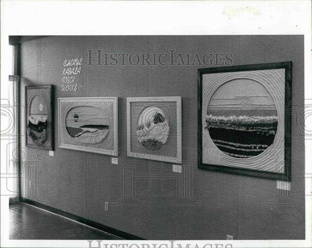 1981 Press Photo Cheryl Kabalas Fiber Art Exhibit - RSL68771 - Historic Images