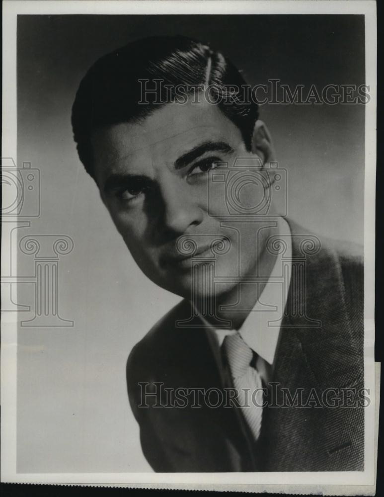 1954 Press Photo Emcee Bert Parks on "Break the Bank" - RSL78569 - Historic Images