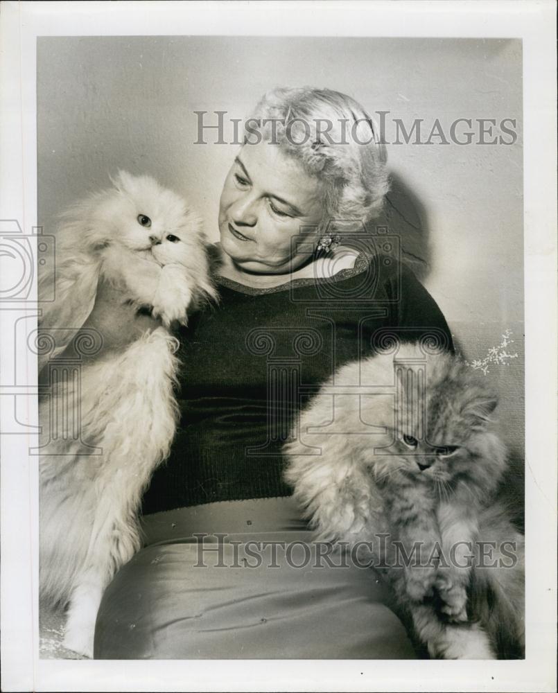 1961 Press Photo Mrs Clarence Day &amp; Her Prize Winning Persian Cats - RSL64467 - Historic Images