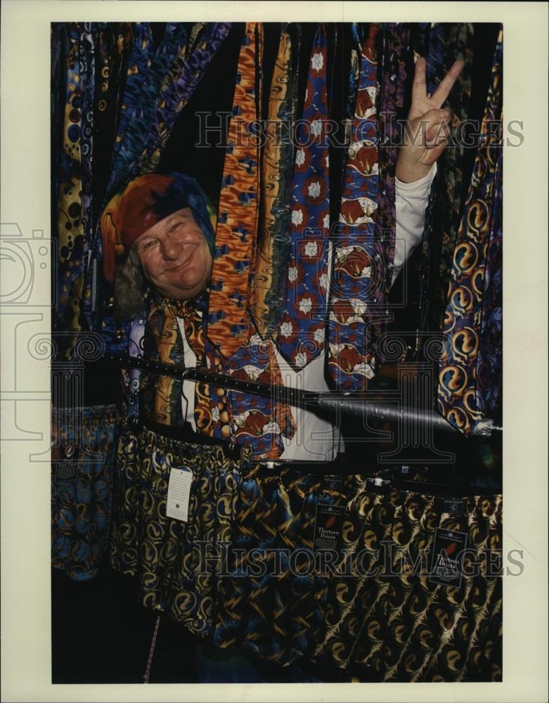 1997 Press Photo Wavy Gravy Aka Hugh Romney, Seventies Informant - RSL42195 - Historic Images