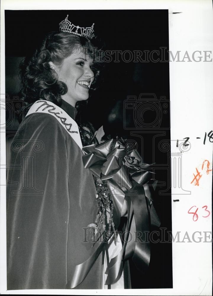 1980 Press Photo Miss Dunedin Gail Sullivan crown title pageant - RSL63457 - Historic Images