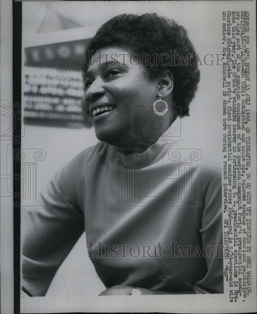 1968 Press Photo Mrs Mitchell shown during Recent Interview - RSL83367 - Historic Images