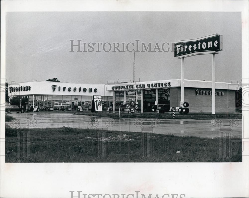 1966 Press Photo Firestone Park Plaza Shop[[ing Center - RSL69013 - Historic Images