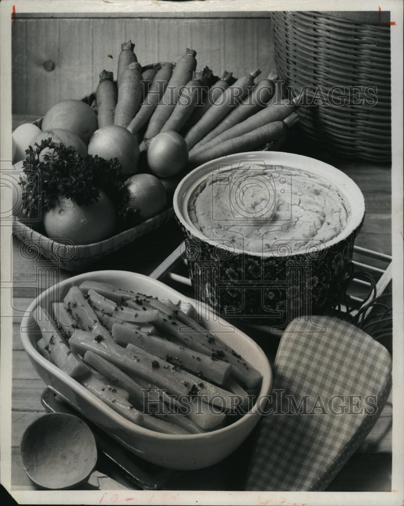 1977 Press Photo Delectable carrot puff - RSL94219 - Historic Images