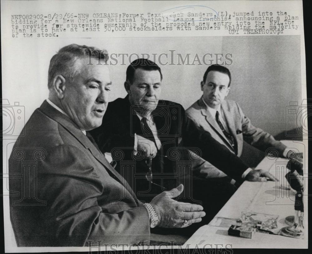 1966 Press Photo Jack Sanders, & others for football team bidding - RSL87945 - Historic Images