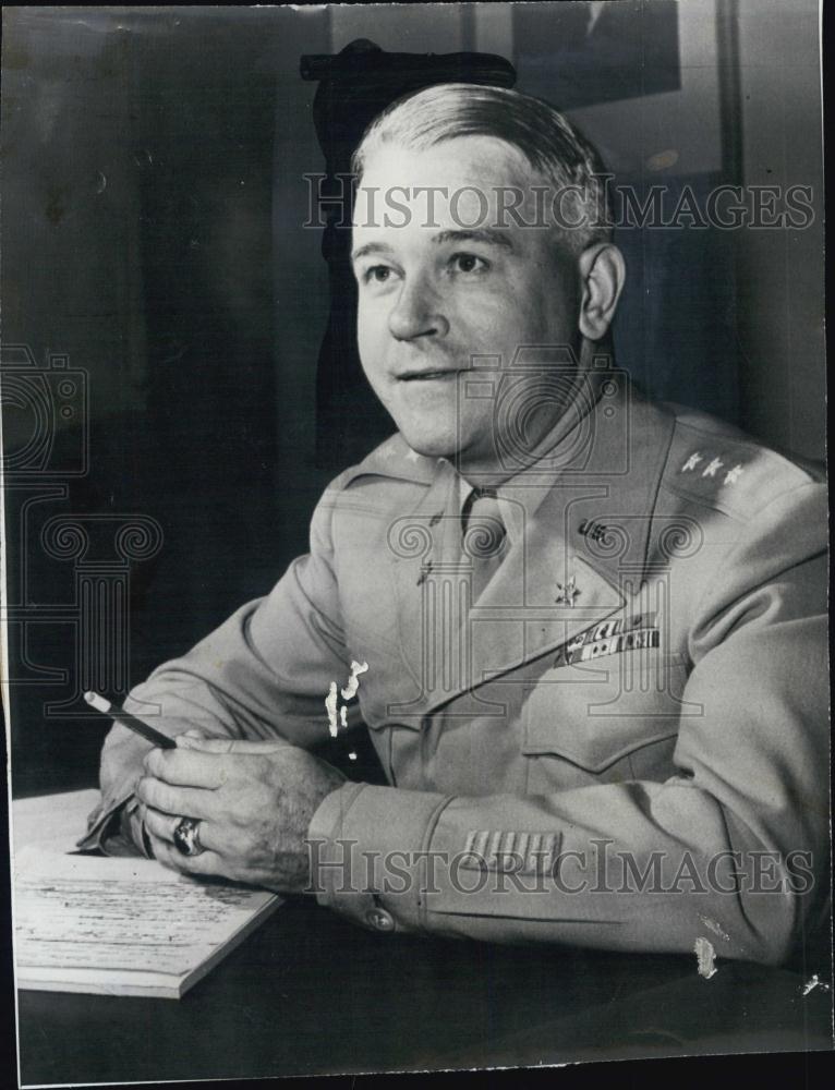 1941 Press Photo Gen Lawton Collins, Deputy Army Chief of Staff - RSL01493 - Historic Images